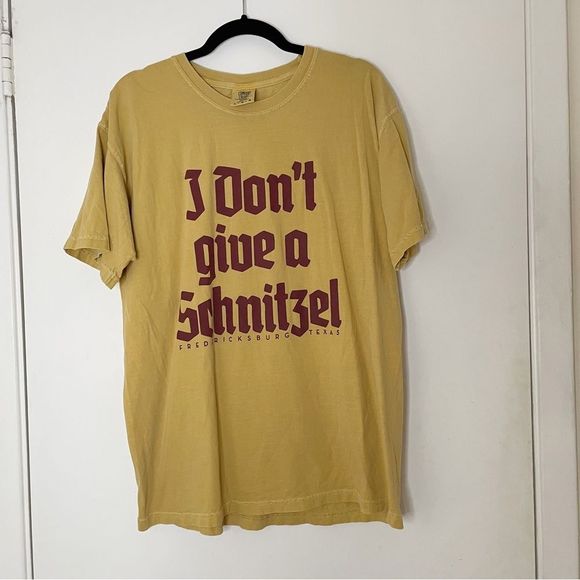 I Don't Give A Schnitzel Funny German Fredericksburg Texas T-Shirt - LG - Picture 1 of 7
